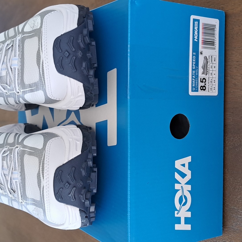 Hoka Mafate Speed 2 - Color: White/Silver - Size: Unisex - M: 8.5, W: 9.5 - Picture 3 of 9